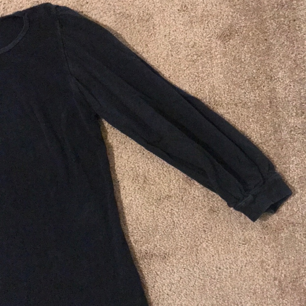Black hard tail puff 3/4 sleeve T-shirt